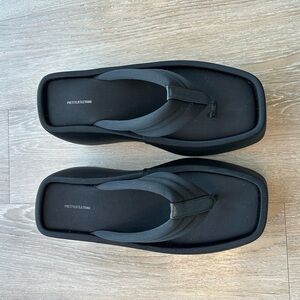 PrettyLittleThing Black Men's Flip Flops